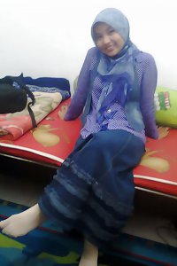 MALAY GURL