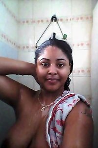 massive globes desi aunty
